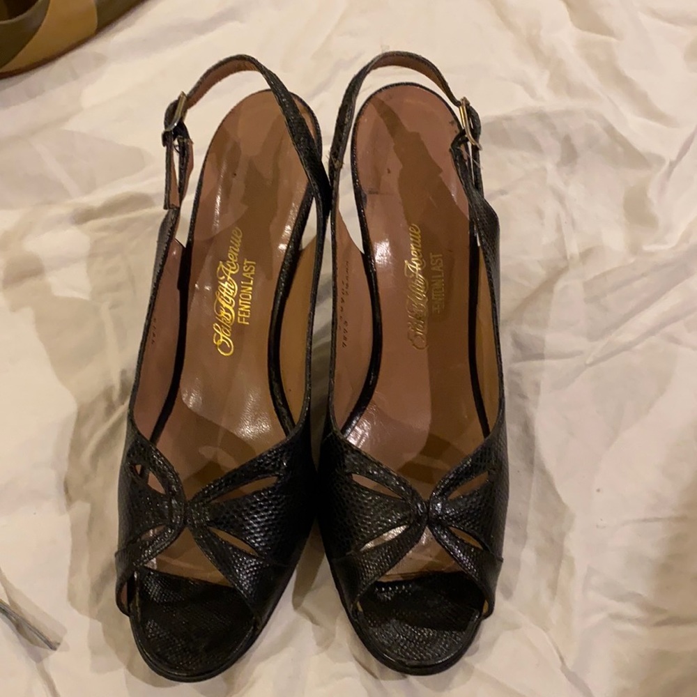 Sax fifth Avenue heels
